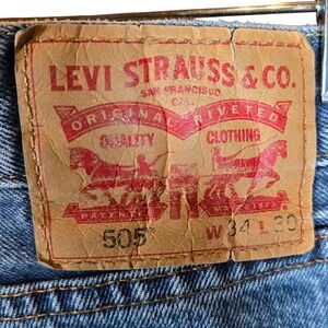 Levi Strauss & Co 505 Jeans Mens W34 L30 Blue Denim Classic Straight Fit Button